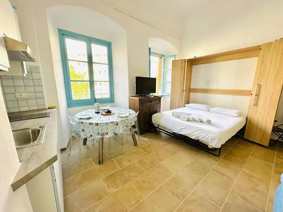 Suite Palazzo 12 - Sanremo Apartment
